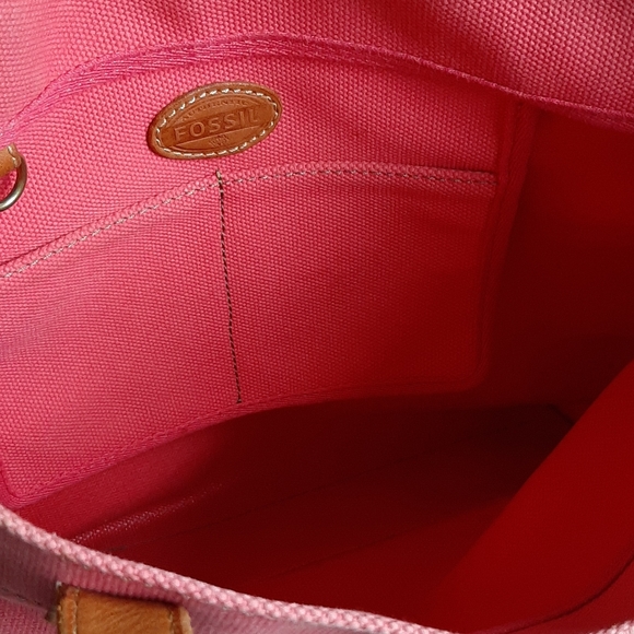 Fossil hot pink tote - Picture 5 of 7